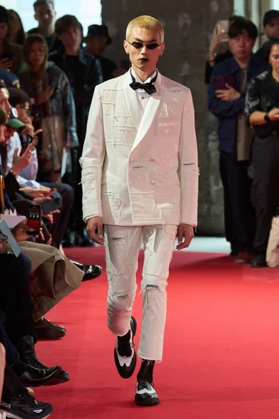 Look 39